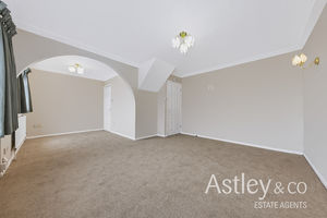 lounge- click for photo gallery